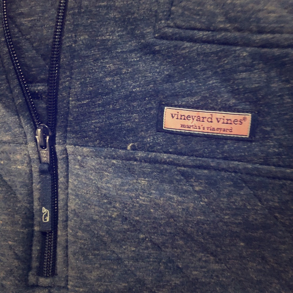 Vineyard Vines pullover NWOT